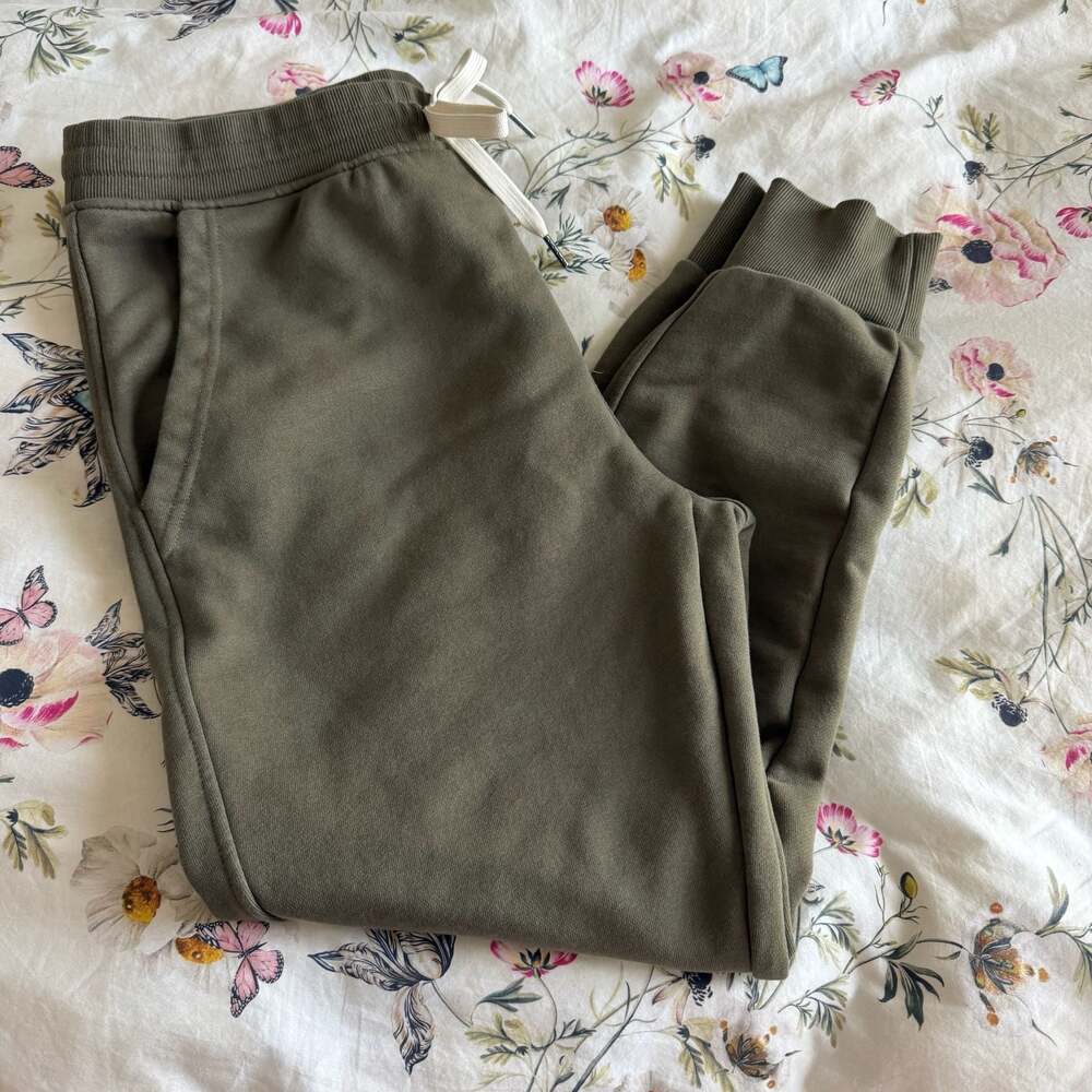 True Classic Men's Jogger Sweatpants Olive Green Size Large